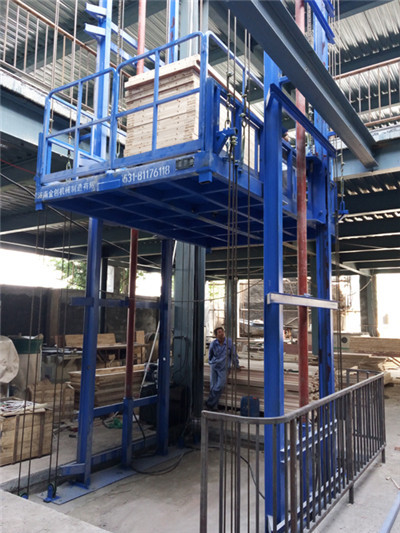 液壓升降機(jī) 液壓升降機(jī)