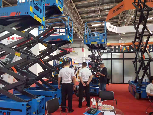 ��˾�aƷ���ӱ���Һ�������Cչ�N��