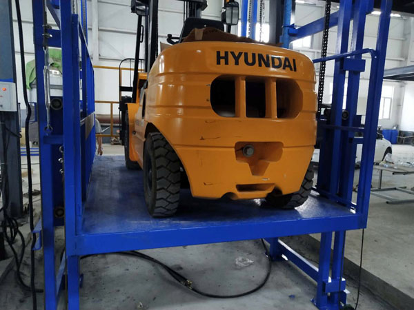 鏈條液壓升降貨梯 鏈條液壓升降貨梯